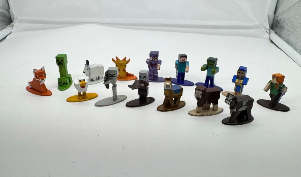 Lot of 15 - Jada Toys Minecraft Nano Metalfigs